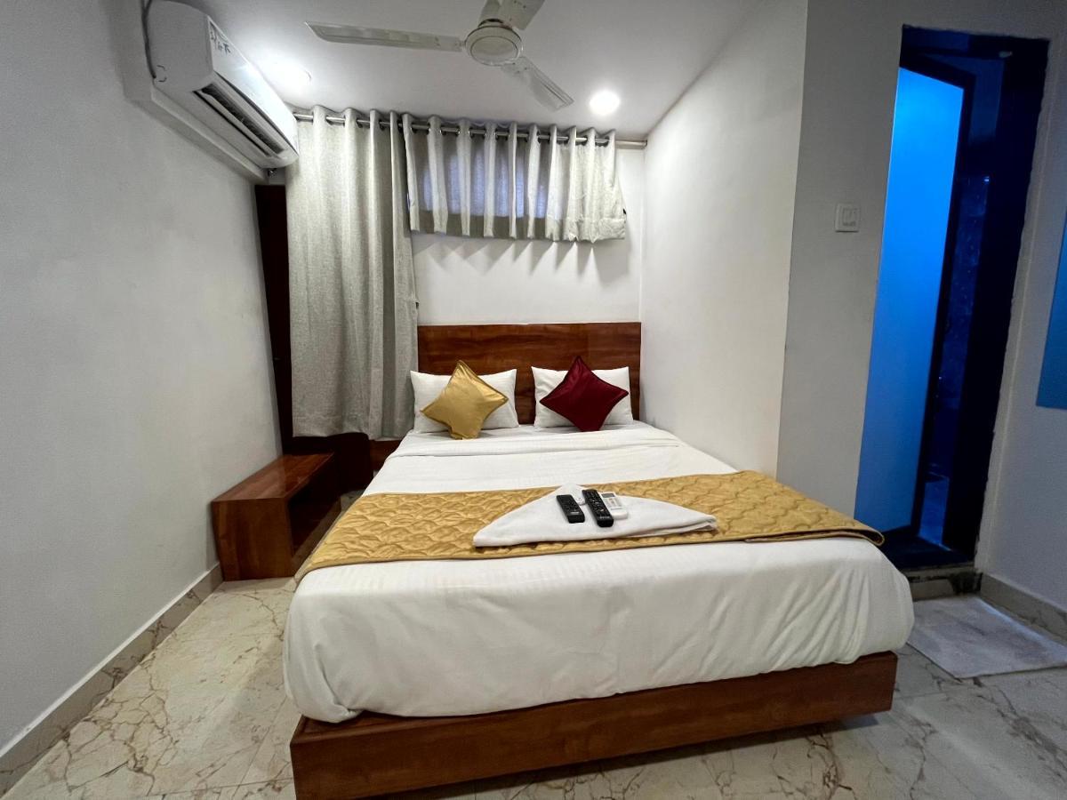 Hotel Delmond Prime- Near Nesco مومباي المظهر الخارجي الصورة