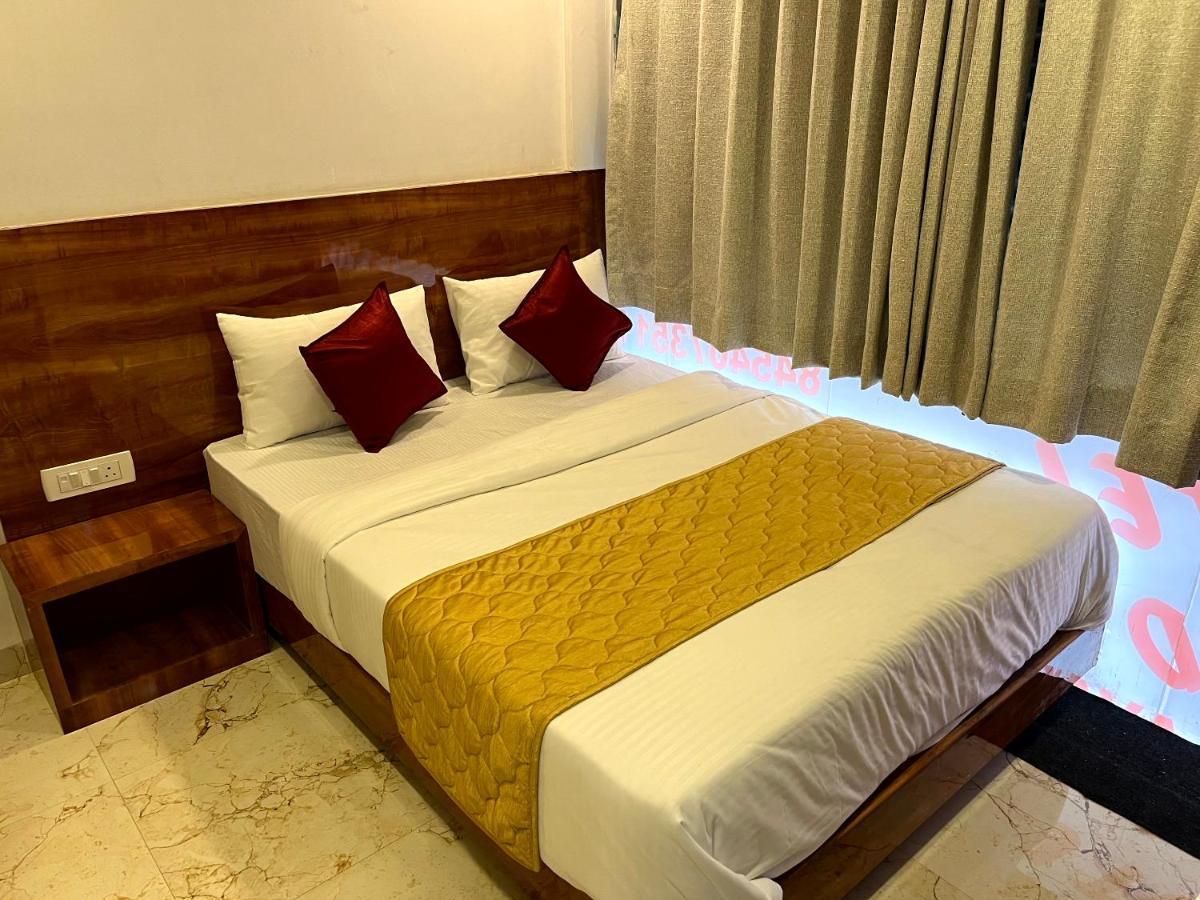 Hotel Delmond Prime- Near Nesco مومباي المظهر الخارجي الصورة